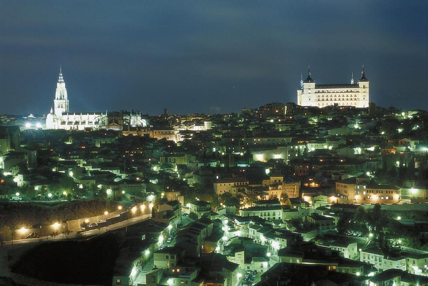 Hostal Castilla Mocejon Exterior photo