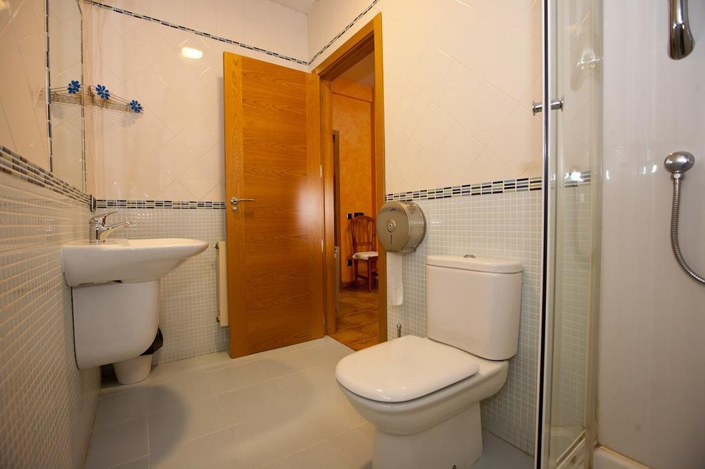 Hostal Castilla Mocejon Room photo